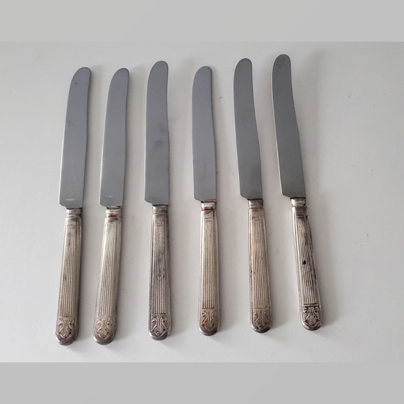 Lady Esther Set of 6 Silverplated Dinner Knives - Picture 1 of 1